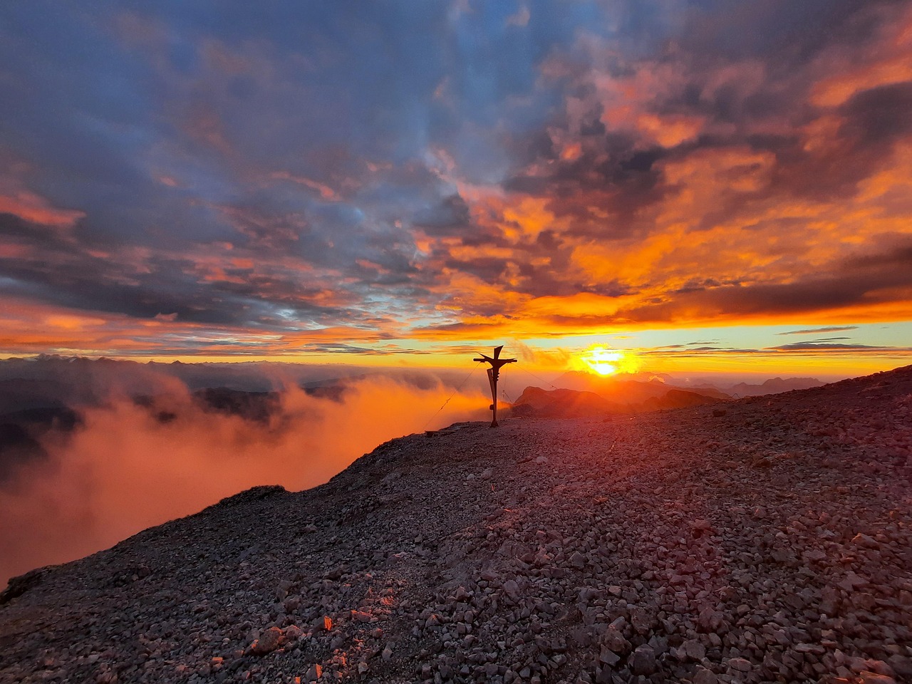 Höchster Gipfel Der Pyrenäen 5 Buchstaben Sonnenuntergang Iceberg Gipfel - Foto gratis en Pixabay - Pixabay