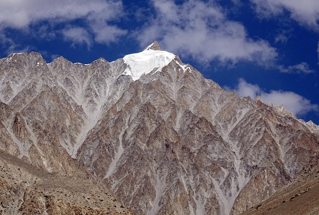 Free Mountain Asia photo and picture