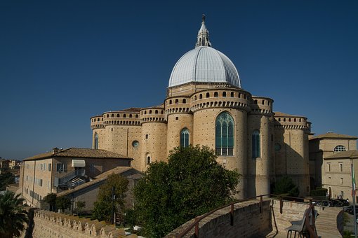 Free Basilica Loreto photo and picture