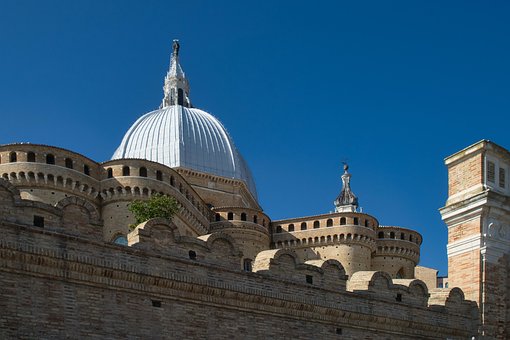 Free Basilica Loreto photo and picture