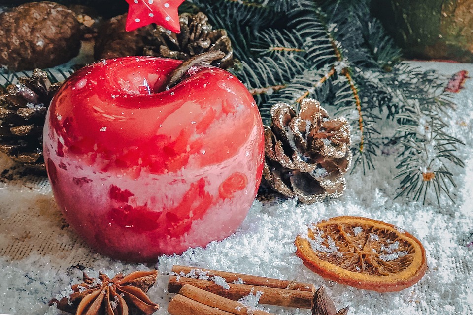 りんご 赤 クリスマスモチーフ Pixabayの無料写真