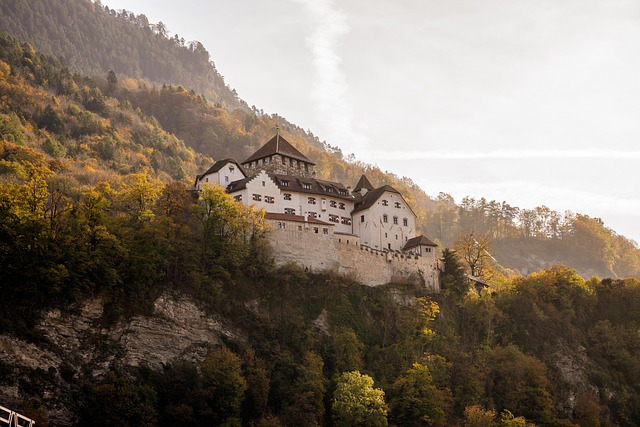 Free Castle Nature photo and picture