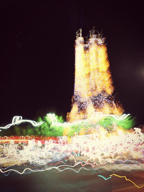Torre Eiffel, París, Francia, Arte