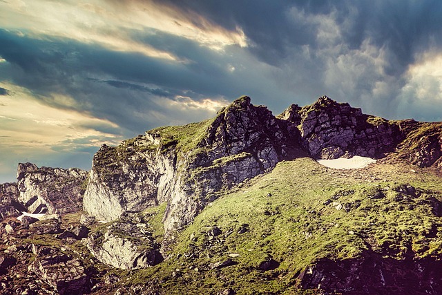 Free Mountain Peak photo and picture