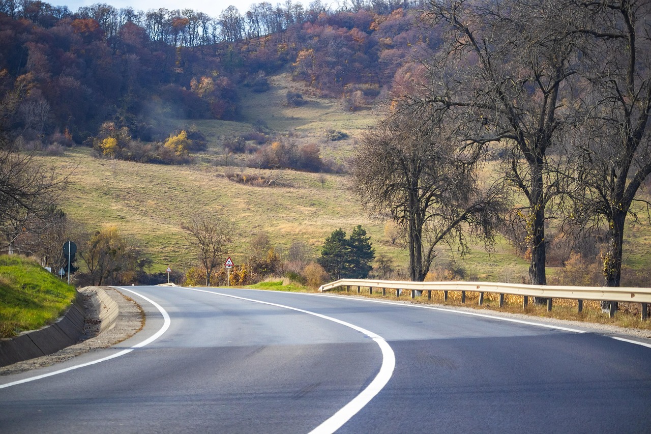 asphalt-7588772_1280.jpg