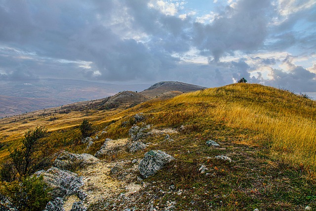 Free Hill Rocks photo and picture