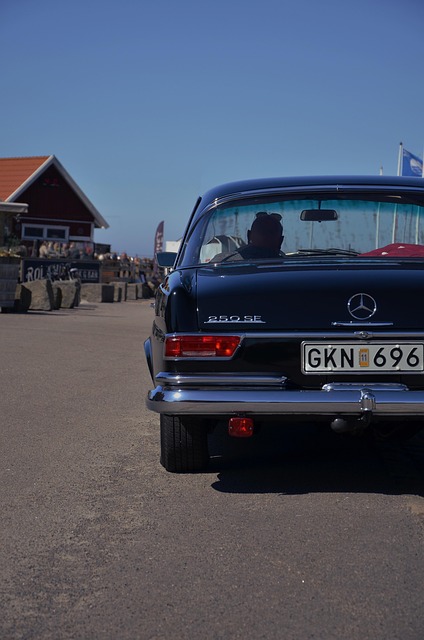 Free Classic Car photo and picture
