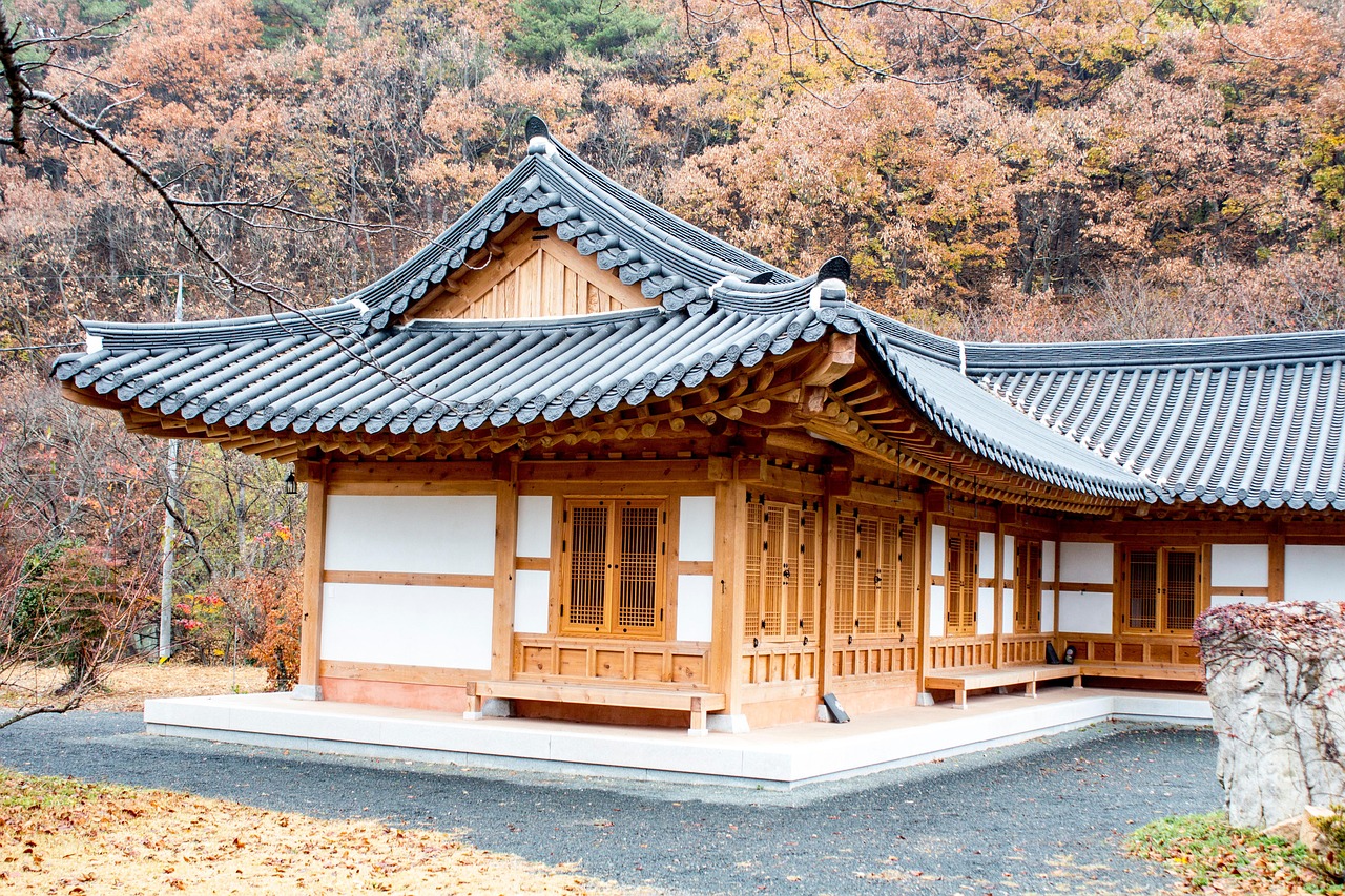 Hanok Autumn Leaves Free photo on Pixabay Pixabay