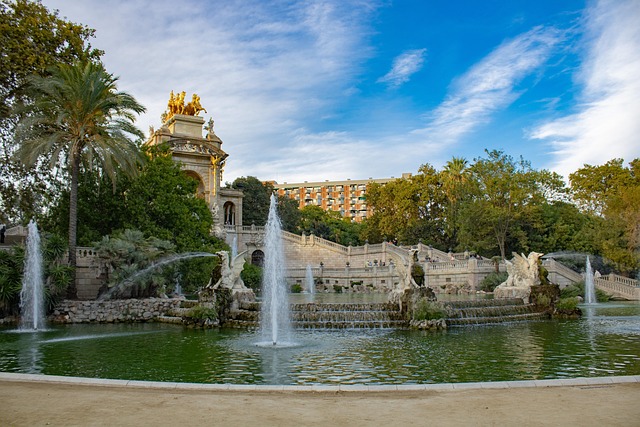 Free Ciutadella Barcelona photo and picture