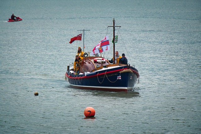 Free Lifeboat Boat photo and picture