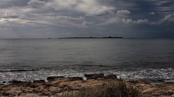 Free Paisaje Costa photo and picture