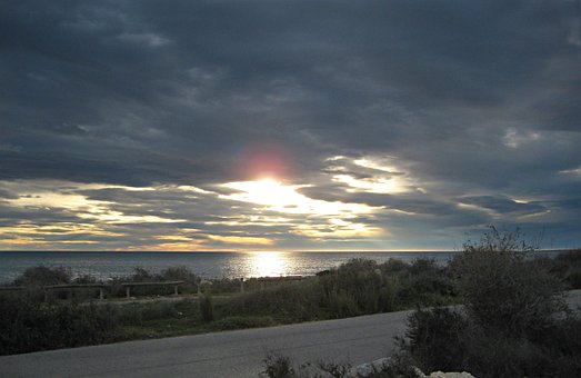 Free Paisaje Costa photo and picture