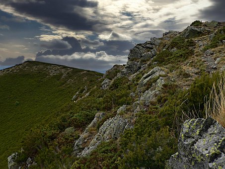 Free Paisaje Montaña photo and picture