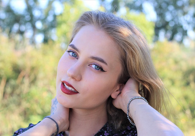 Free Portrait Pretty photo and picture