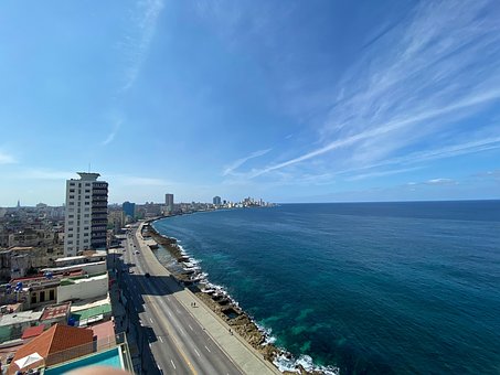 Free Pier Havana photo and picture