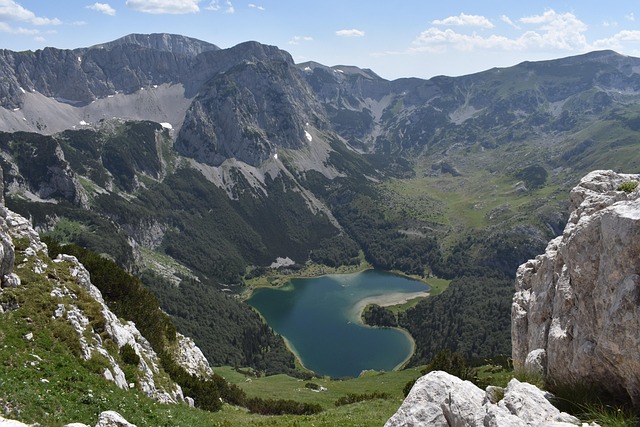 Free Bosnia Montenegro photo and picture