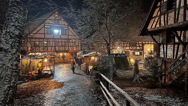 Free Advent Adven Market photo and picture