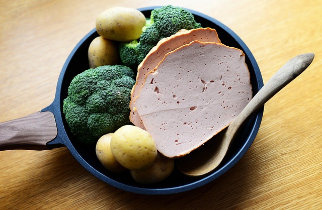 Free Hot Dog Pan photo and picture