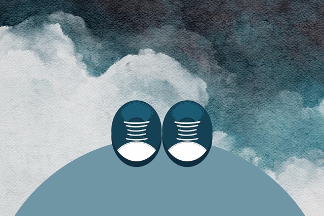 Free birth infant birth announcement illustration