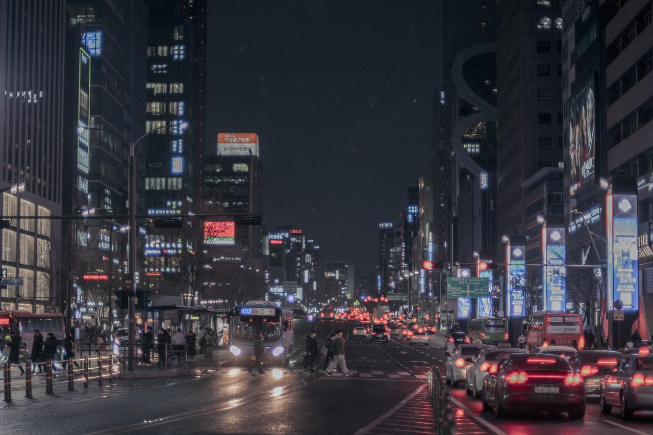 城市 夜景 人行横道 - Pixabay上的免费照片