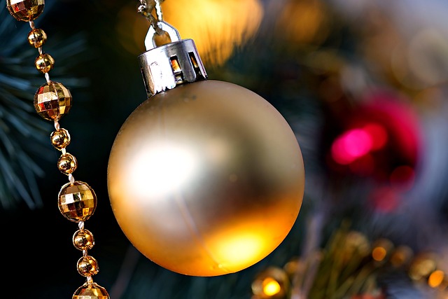 christmas decoration, ornament, holiday, seasonal, decoration, christmas tree, christmas