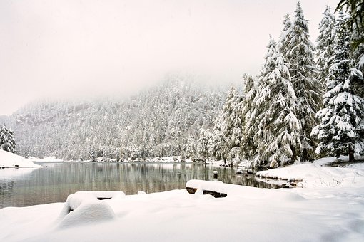 Bergün, Grison, Swiss, Danau Gunung