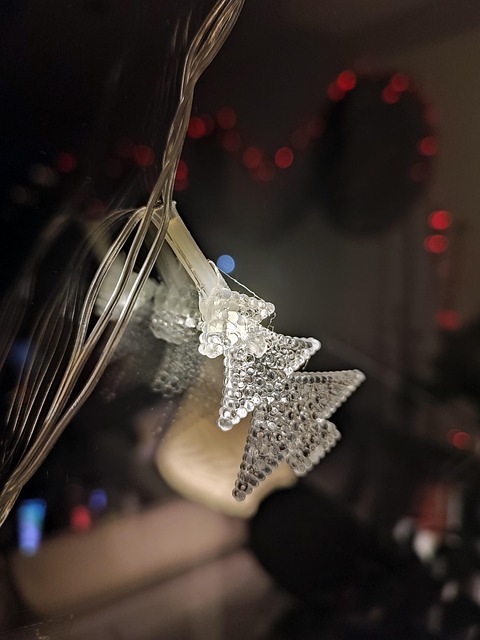 Free Christmas Decoration illustration and picture