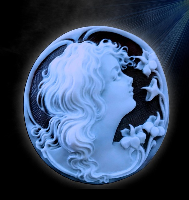 Free Pendant Jewelry photo and picture
