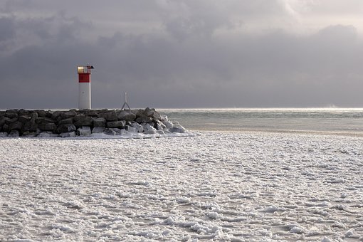 Free Lighthouse Ocean photo and picture