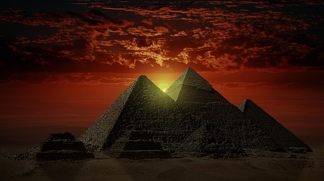 Free pyramids egypt monument illustration