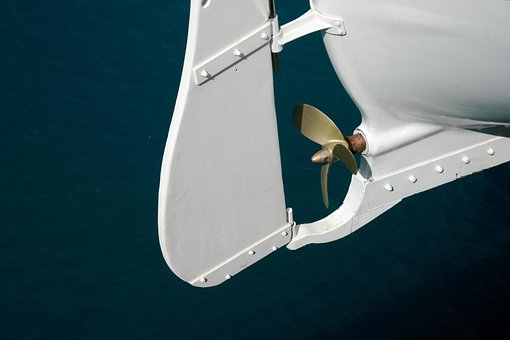 Free Propeller Boat photo and picture