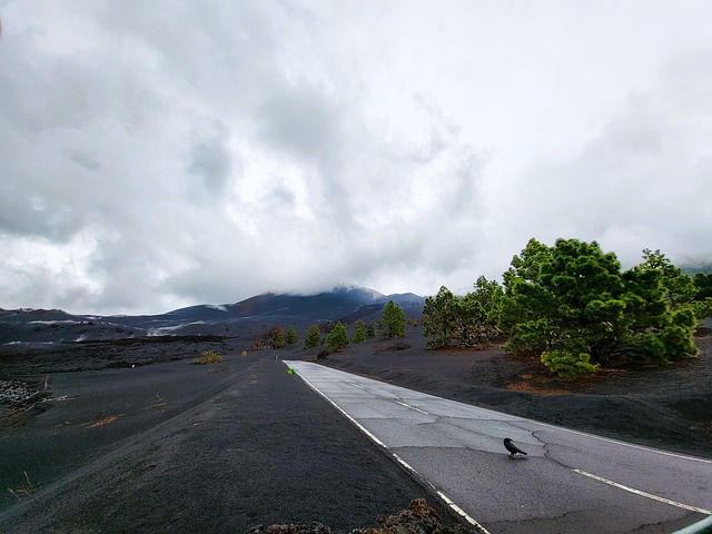 Free Dramatic Scenery Dramatic photo and picture