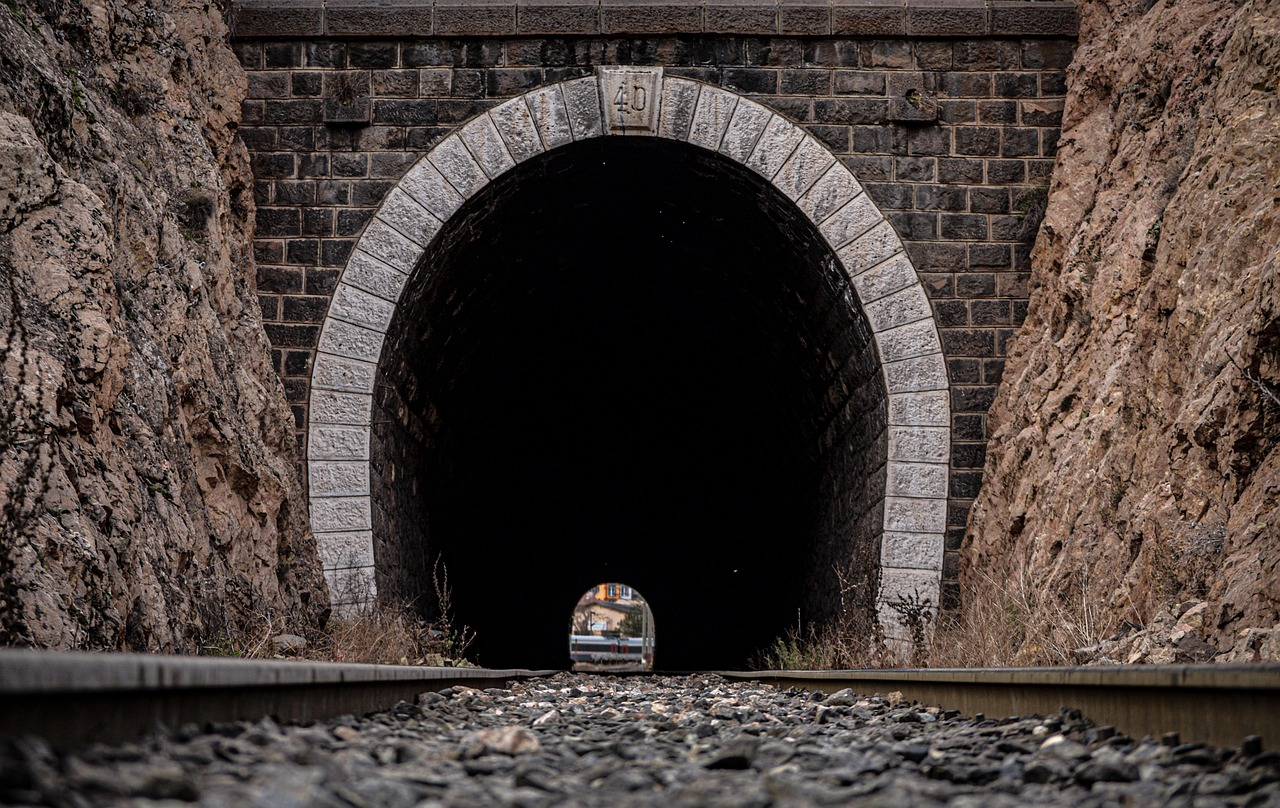 Railway - free online jigsaw puzzle photo