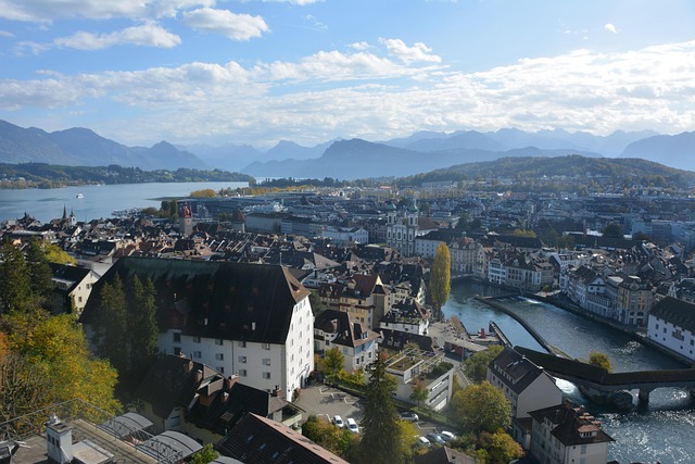 Bro, Flod, By, Bjerg, Lucerne, Rejse