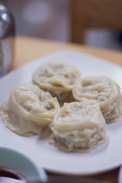 Формирование и варка клецок