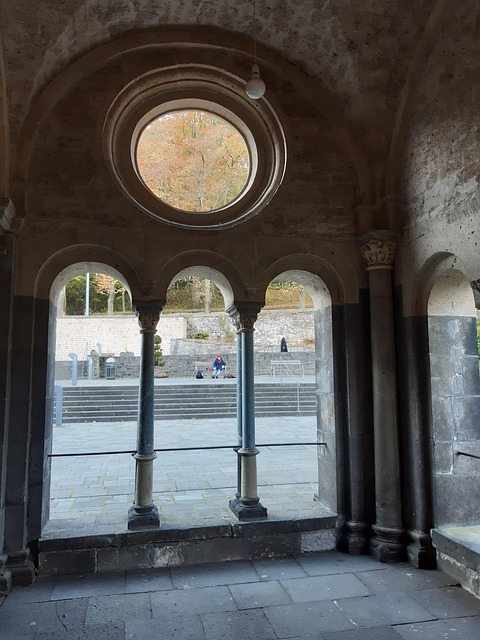 Kloster, Saulen, Alemania, Mittelalter