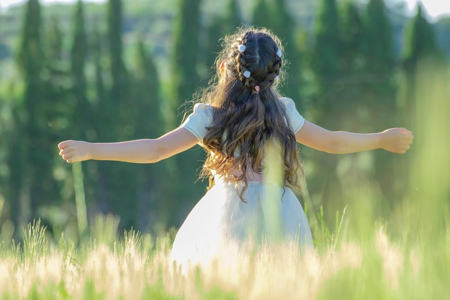Free Girl Communion photo and picture