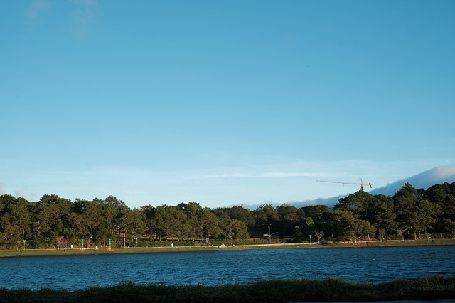 Free Da Lat Lake photo and picture