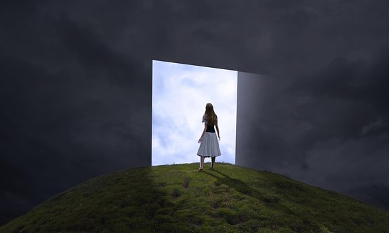 Free Portal Woman illustration and picture