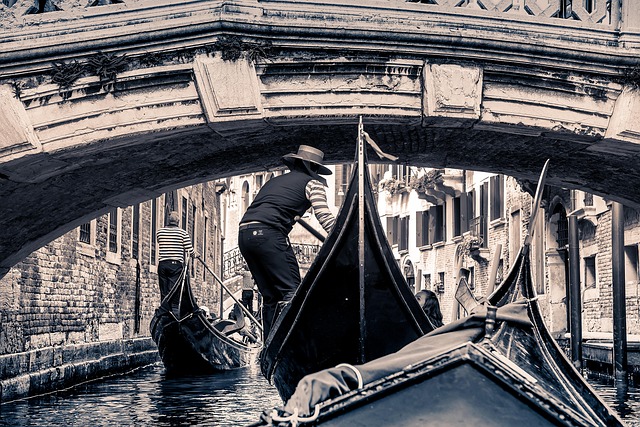 Free Boats Italy photo and picture