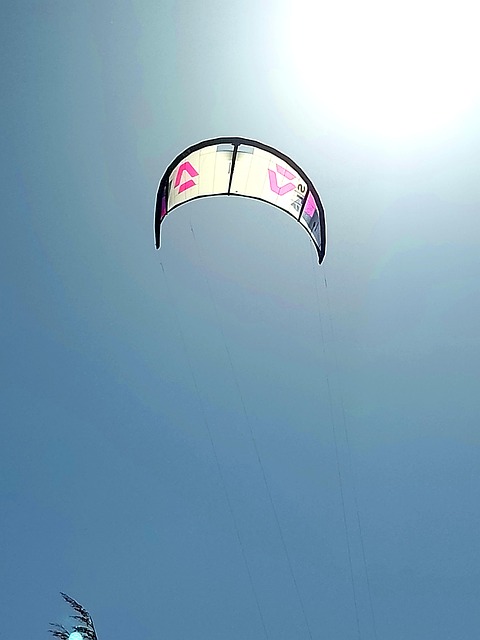 Free Kite Surfing Sports photo and picture