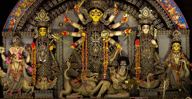 Free Traditional Statue photo and picture