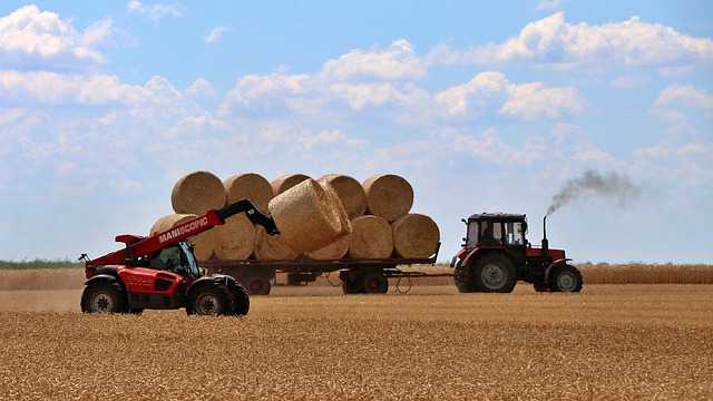 Free Agriculture Tractor photo and picture