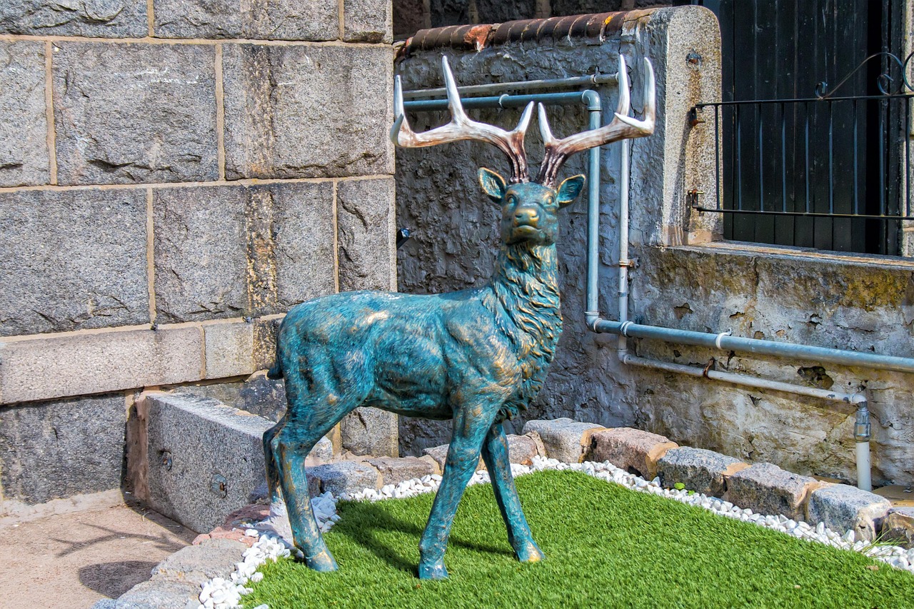 hirsch-h-rner-skulptur-dekoration-kostenloses-foto-auf-pixabay-pixabay