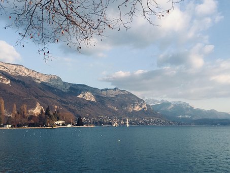 Free Annecy Lake photo and picture