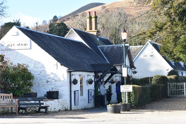 Free Luss Loch Lomond photo and picture