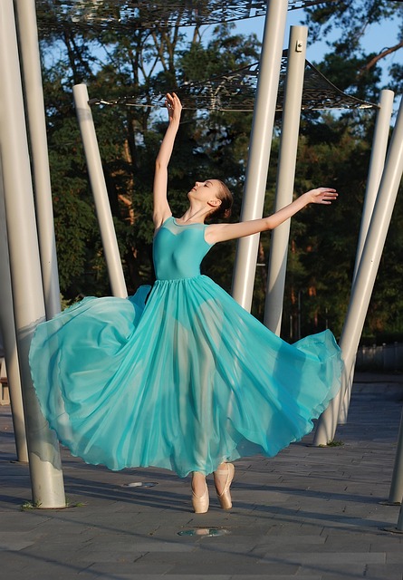 Free Ballet Dancer photo and picture