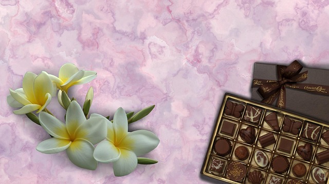 Bright Flower Clip Chocolate