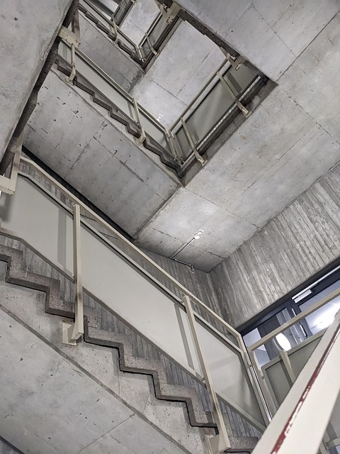 Free Stairs Modern photo and picture