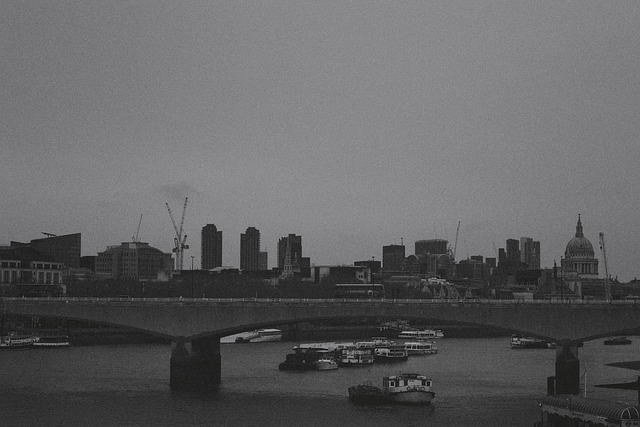 Free London Church photo and picture
